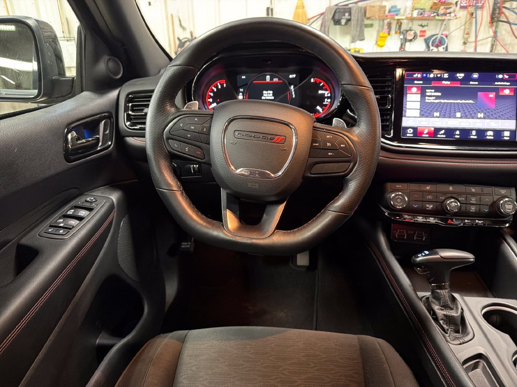 Used 2025 Dodge Durango GT AWD/4WD image 17
