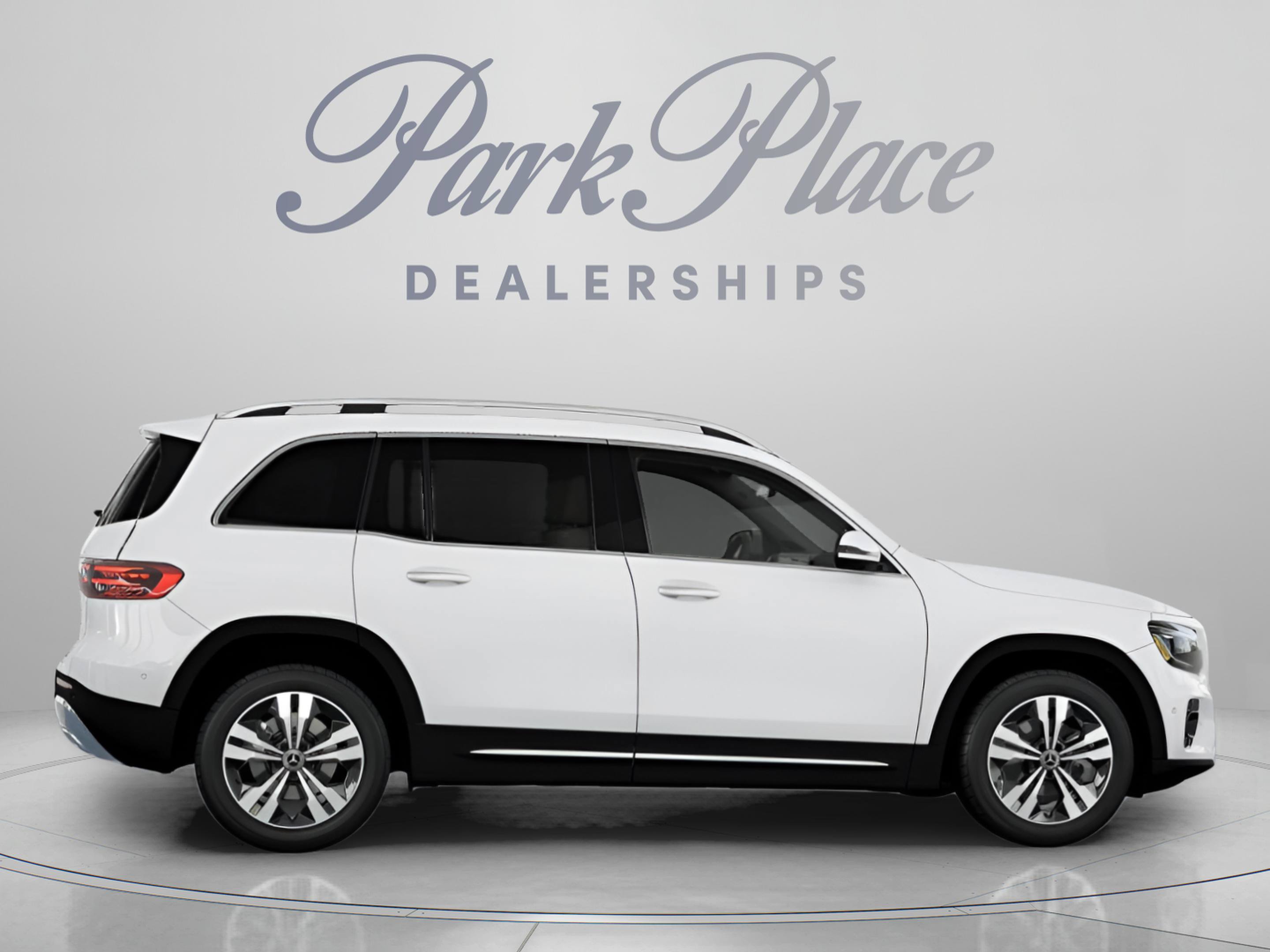 Used 2026 Mercedes-Benz GLB 250 image 25