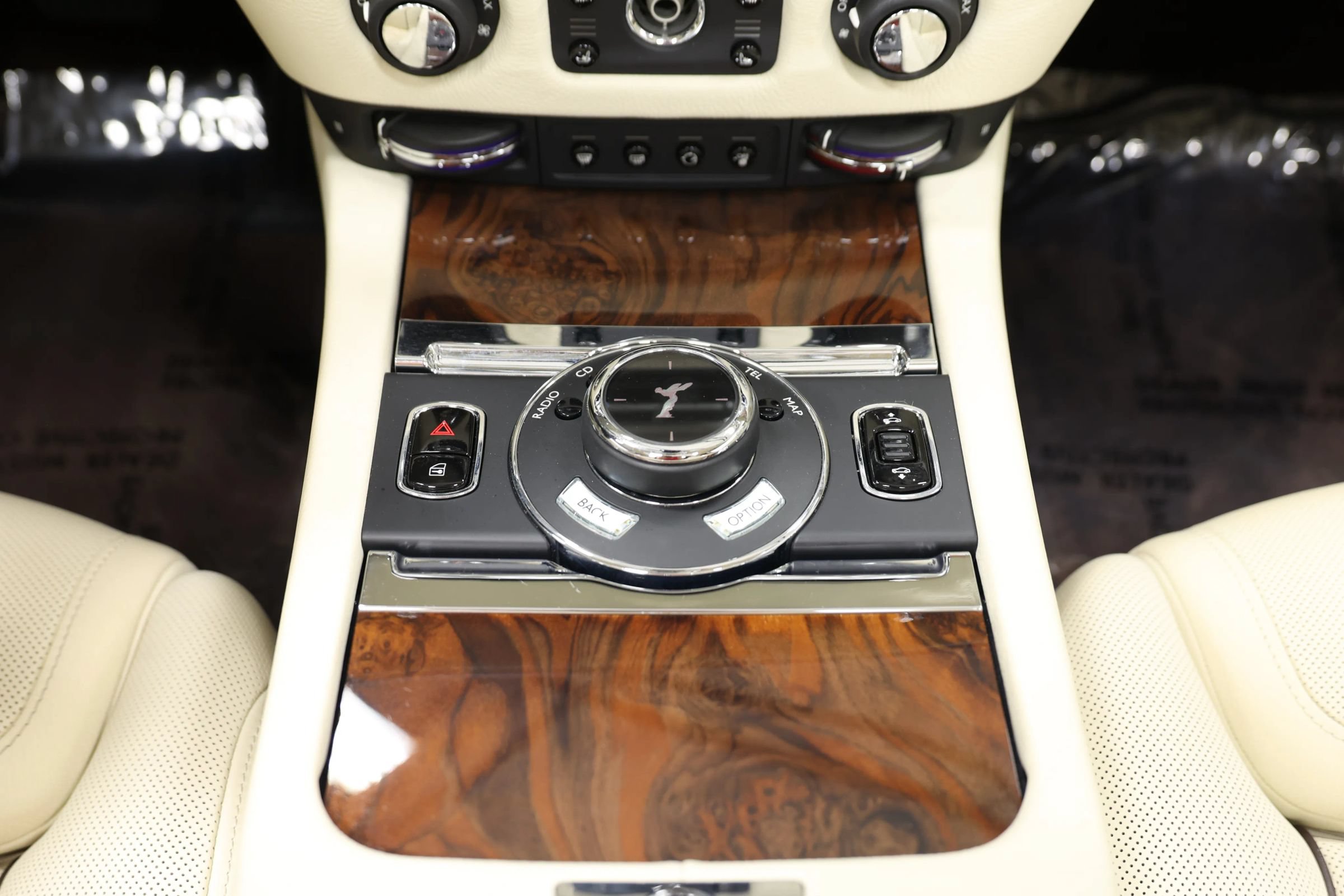 Used 2016 Rolls-Royce Ghost RWD image 45
