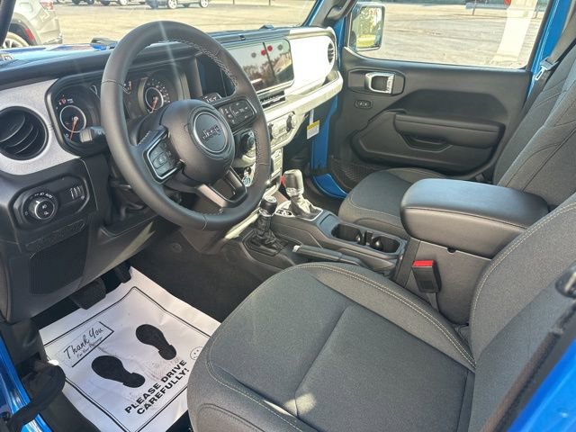 New 2026 Jeep Gladiator Sport AWD/4WD image 10