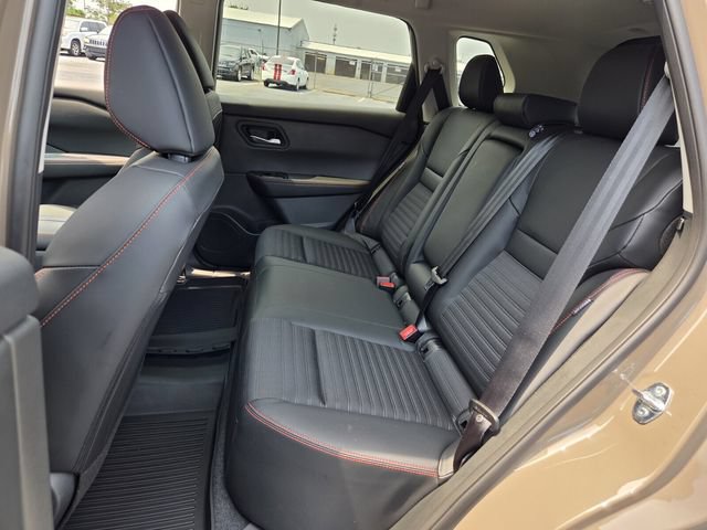 New 2026 Nissan Rogue SV AWD/4WD image 10