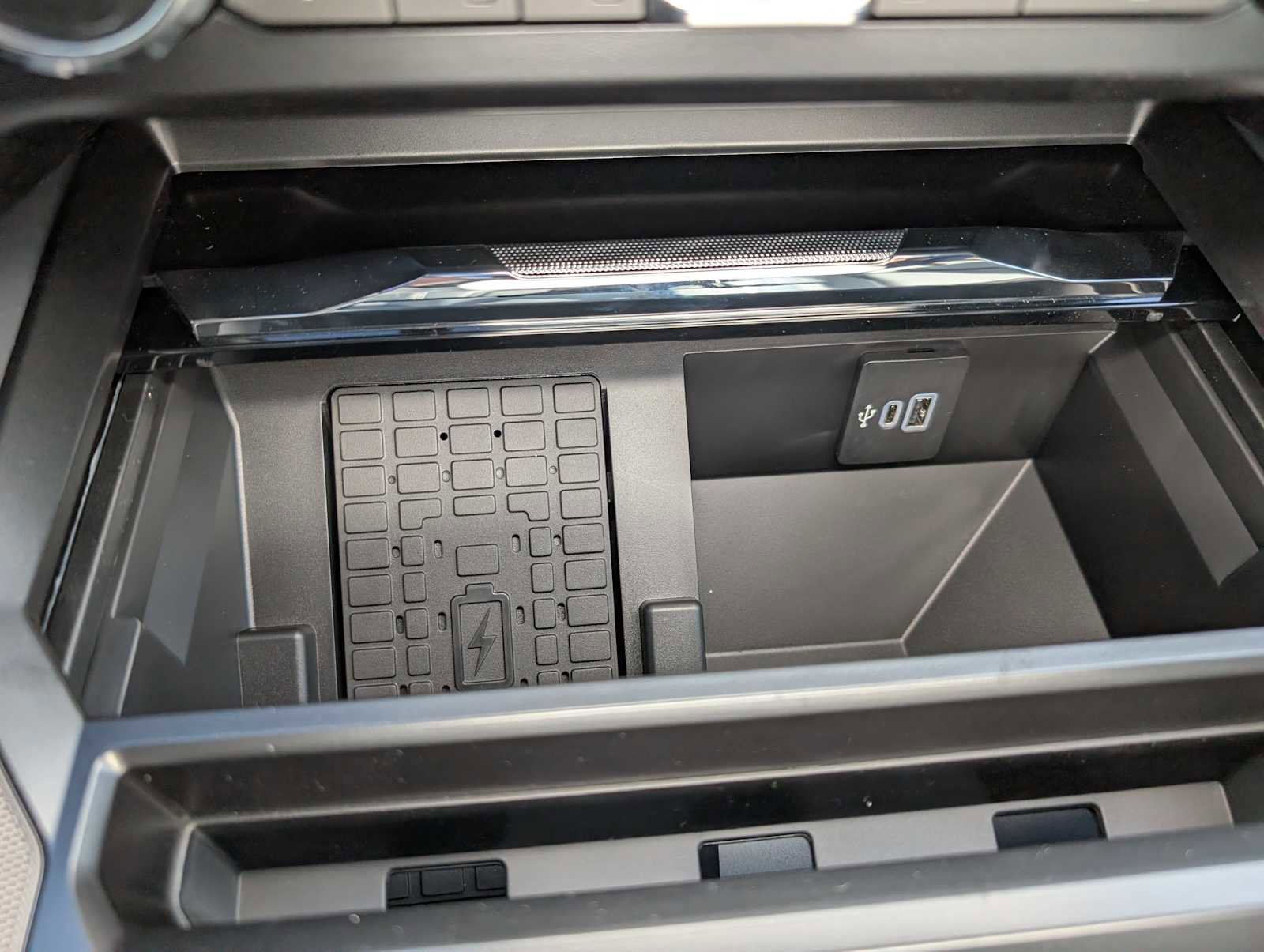 New 2026 Ford F350 Lariat image 26