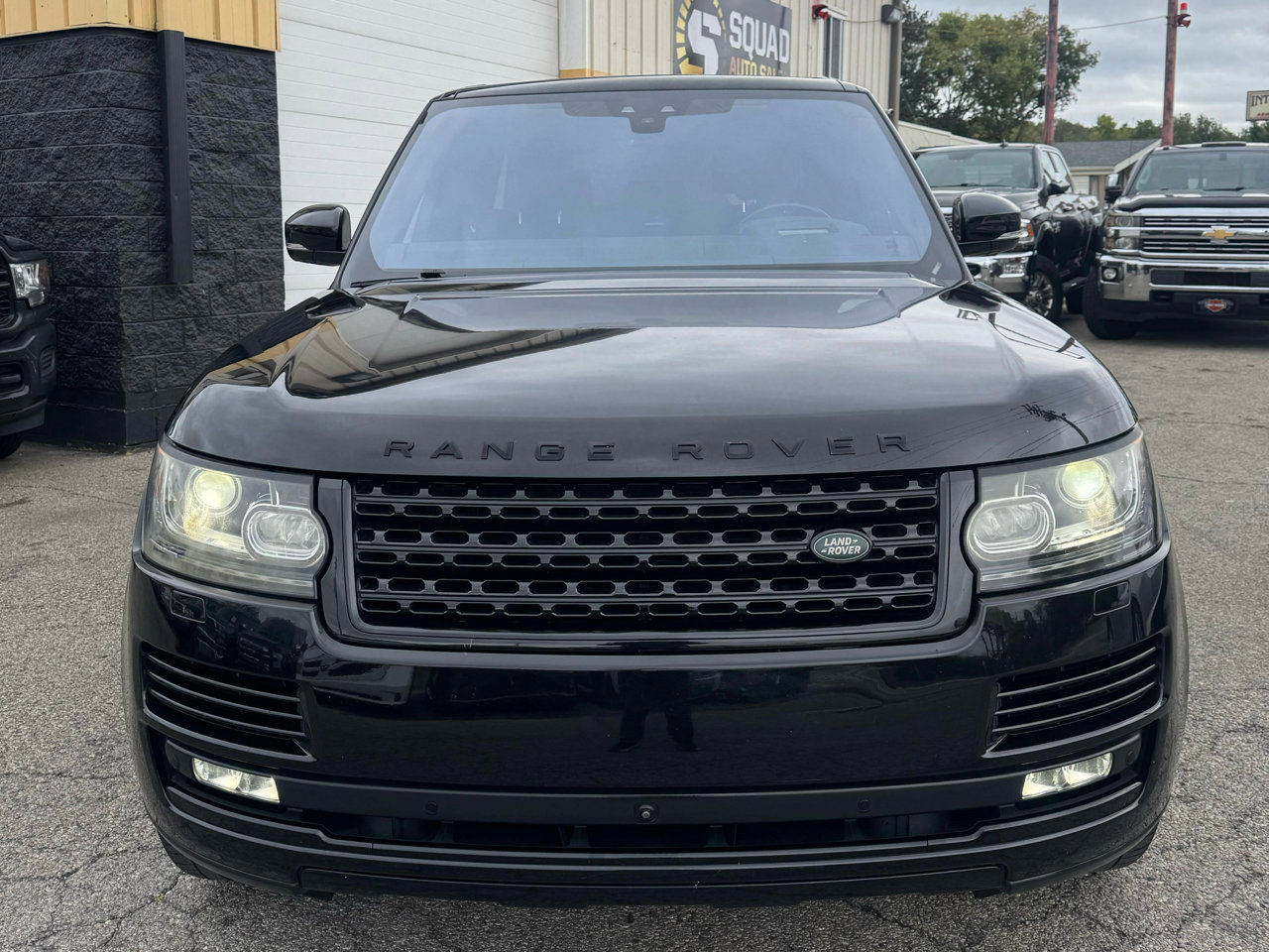 Used 2017 Land Rover Range Rover Supercharged image 8