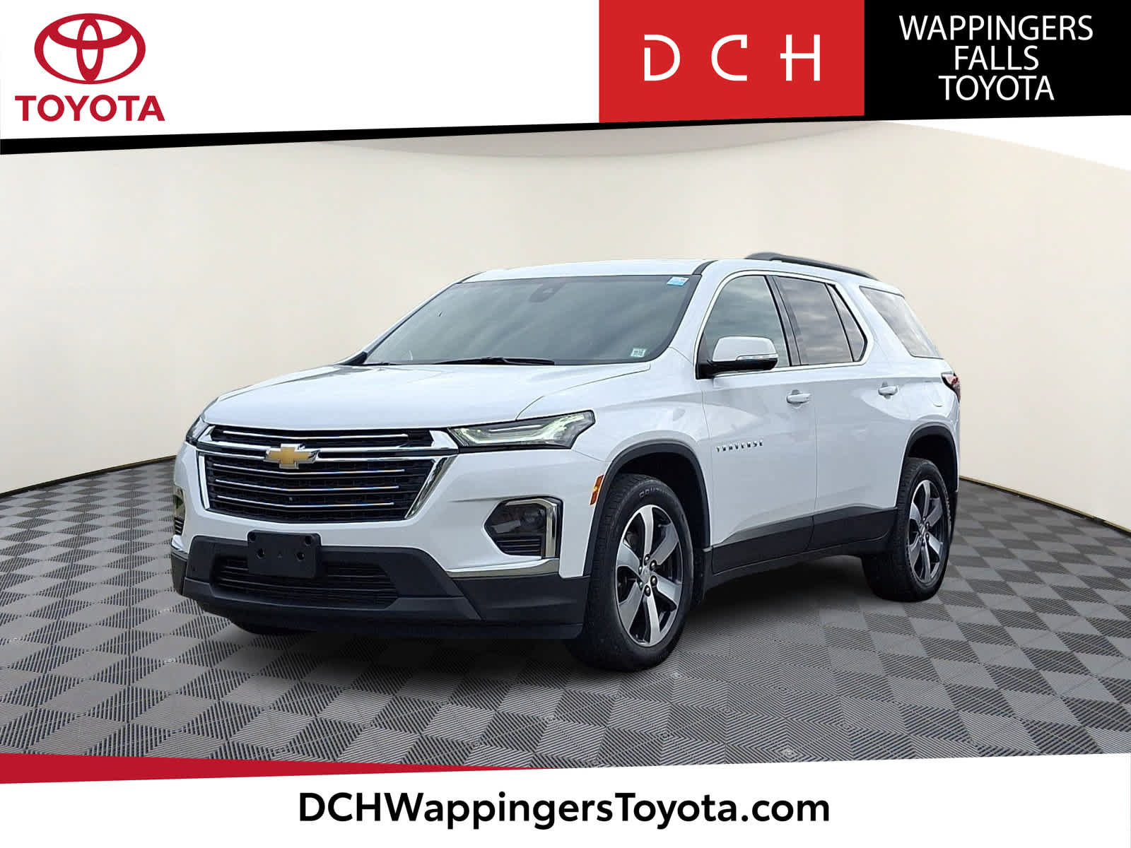Used 2023 Chevrolet Traverse LT w/ LT Premium Package