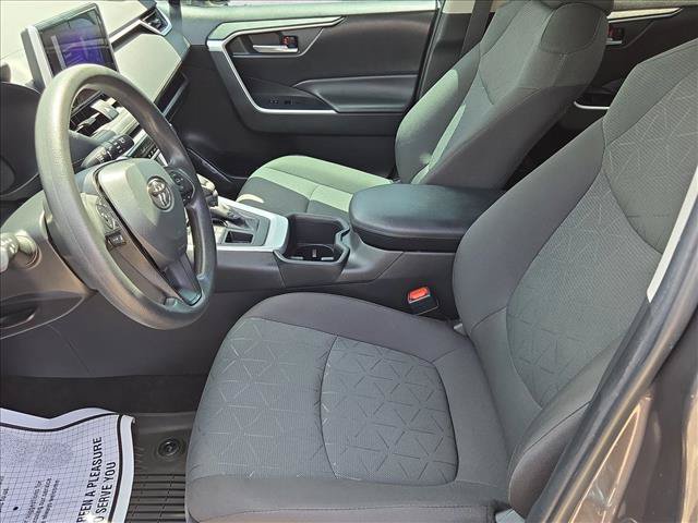 Used 2024 Toyota RAV4 XLE w/ Convenience Package AWD/4WD image 16