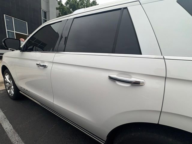 Used 2019 Ford Expedition Platinum AWD/4WD image 10