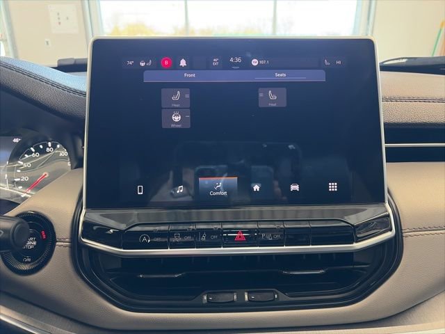 Used 2024 Jeep Compass Limited image 24