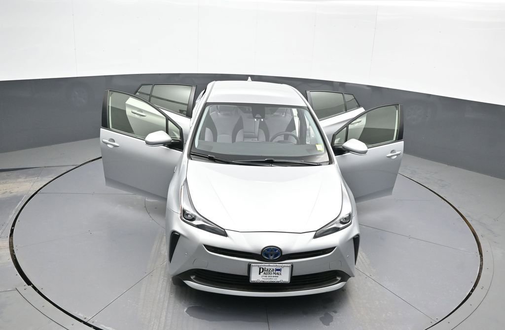 Certified 2022 Toyota Prius LE image 44