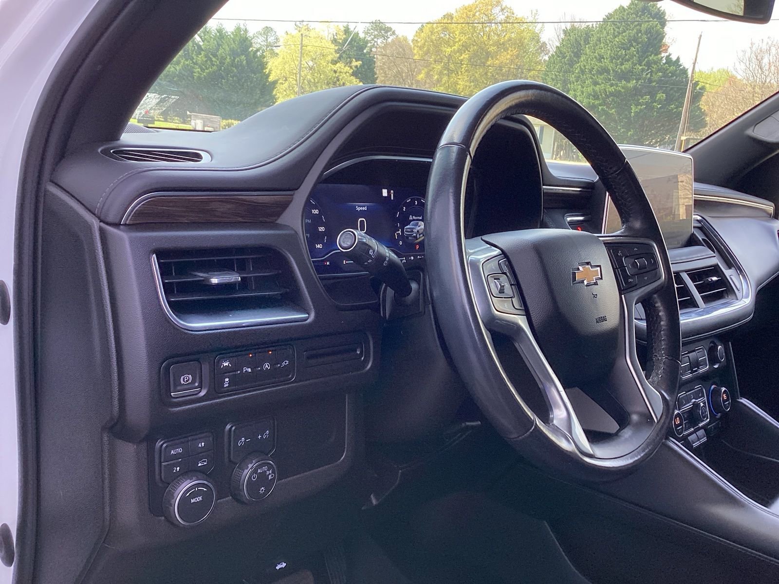 Used 2022 Chevrolet Tahoe LT image 9