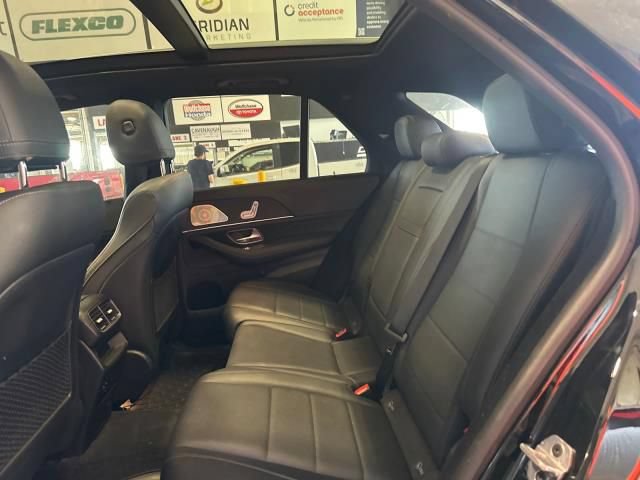 Used 2023 Mercedes-Benz GLE 350 4MATIC image 11