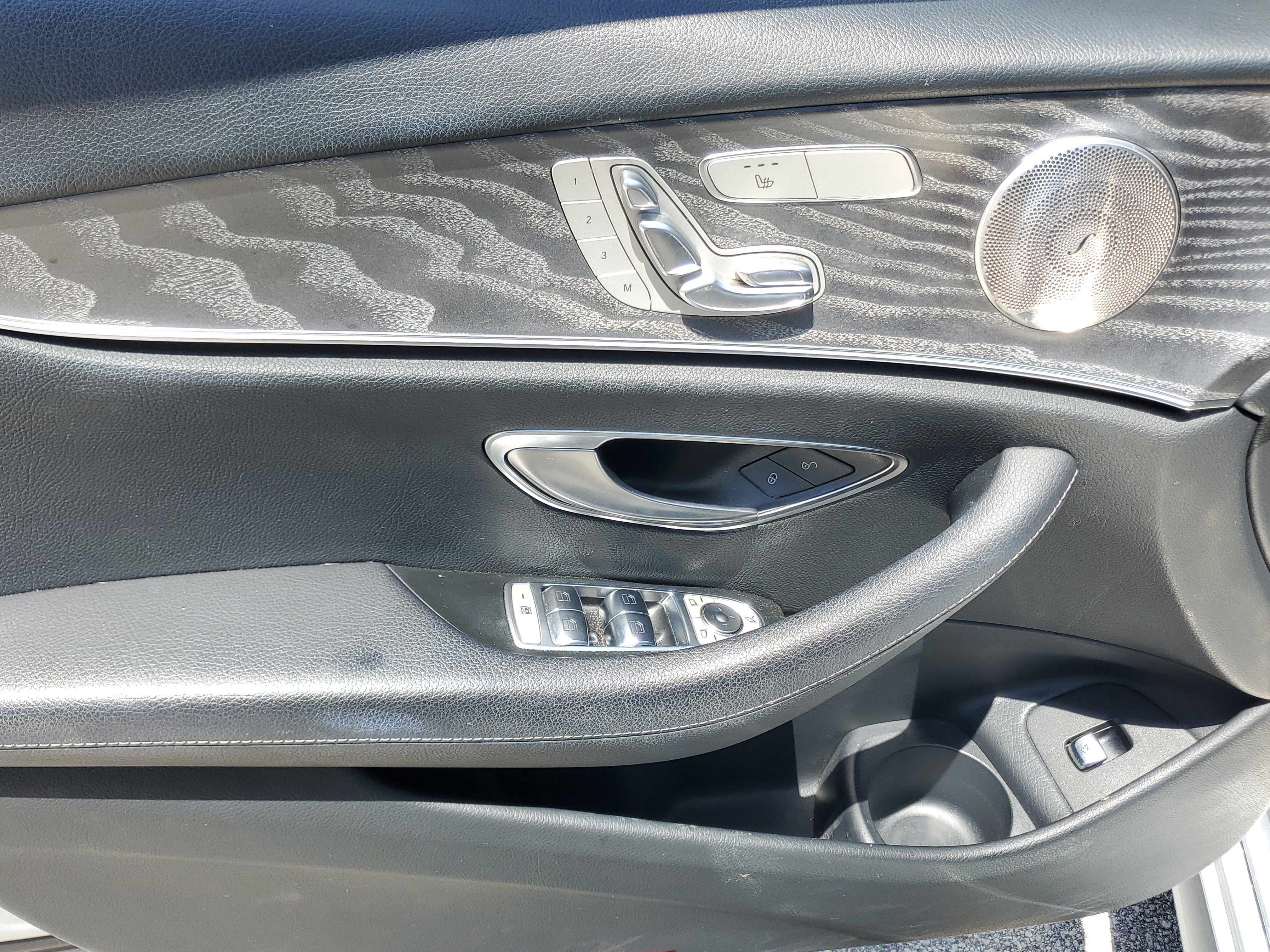 Used 2021 Mercedes-Benz E 350 Sedan w/ Premium Package image 18