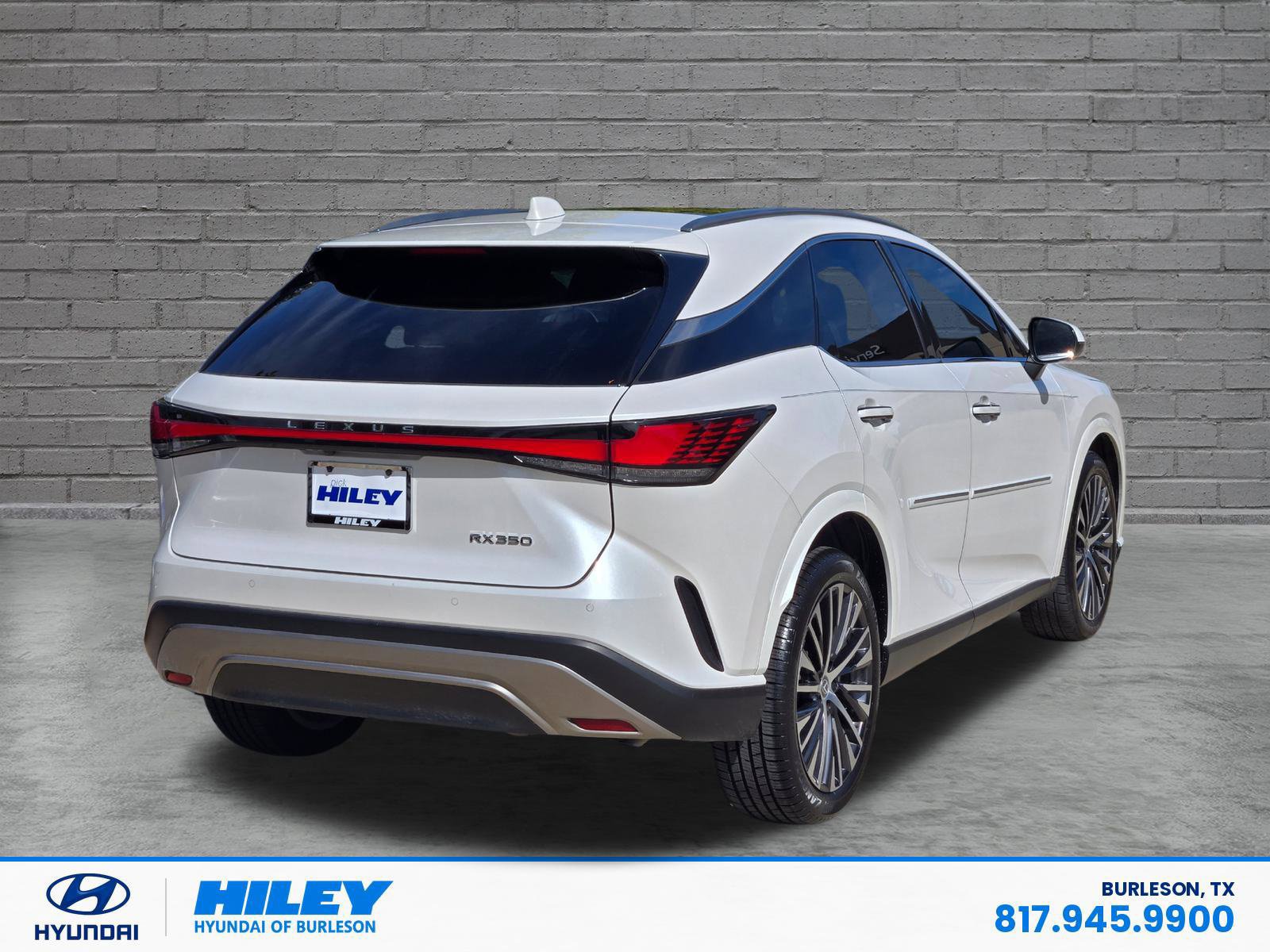 Used 2023 Lexus RX 350 Premium Plus w/ Accessory Package (Z1) FWD image 4