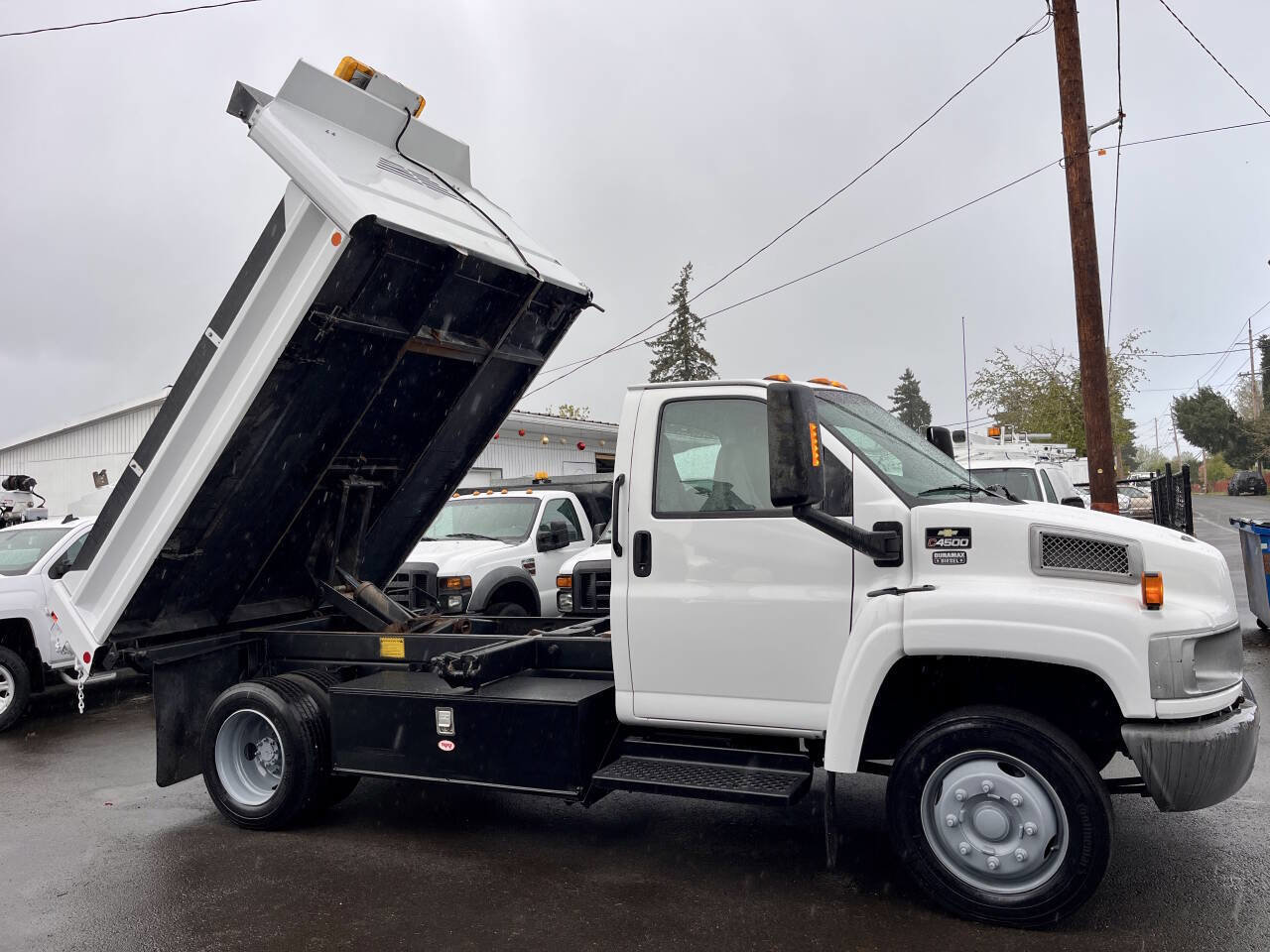 Used 2007 Chevrolet Kodiak C4500 2WD Regular Cab image 1