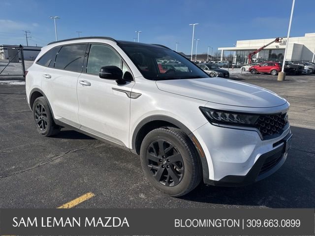 Used 2021 Kia Sorento S w/ Panoramic Sunroof Package