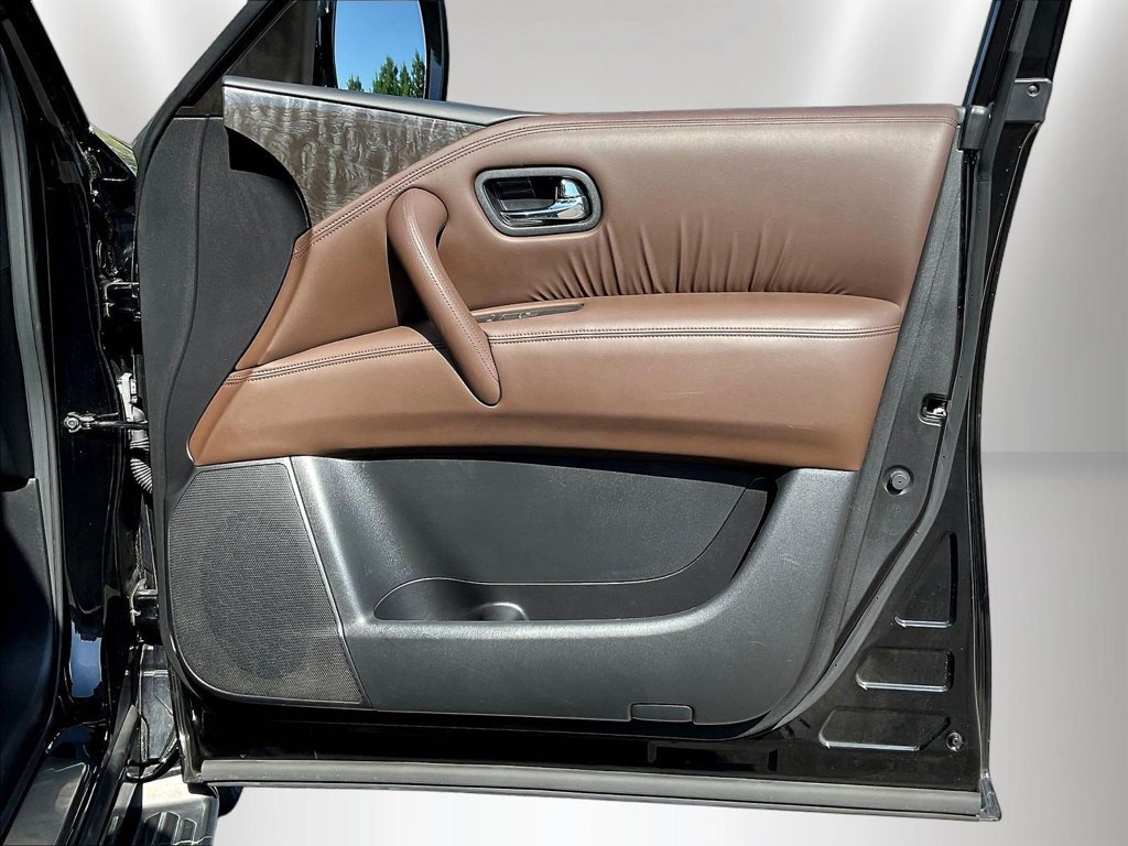Used 2022 Nissan Armada Platinum w/ Captain's Chairs Package RWD image 31