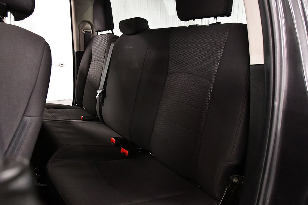 Used 2019 RAM 1500 Express AWD/4WD image 29