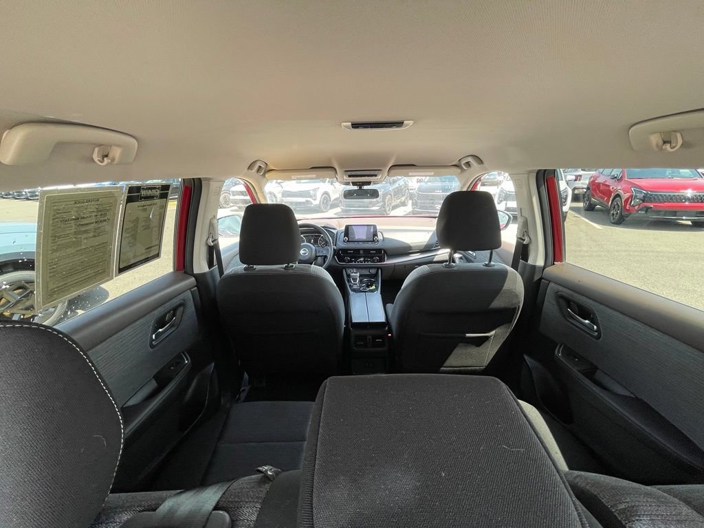 Used 2021 Nissan Rogue SV AWD/4WD image 23