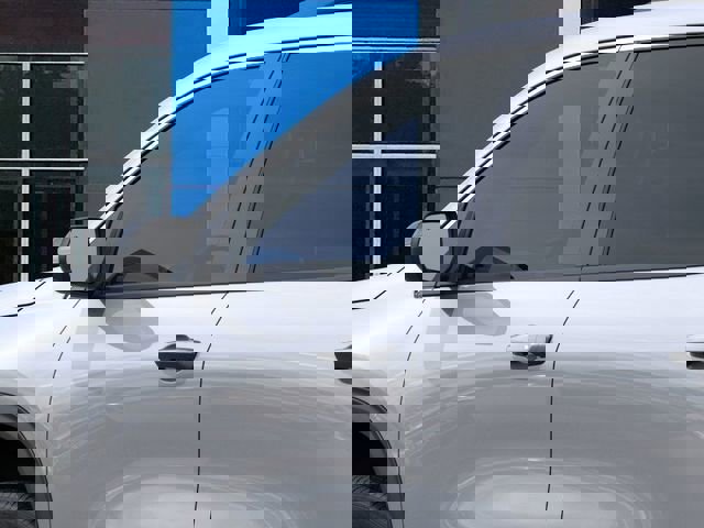 New 2026 Chevrolet Traverse LT FWD image 12