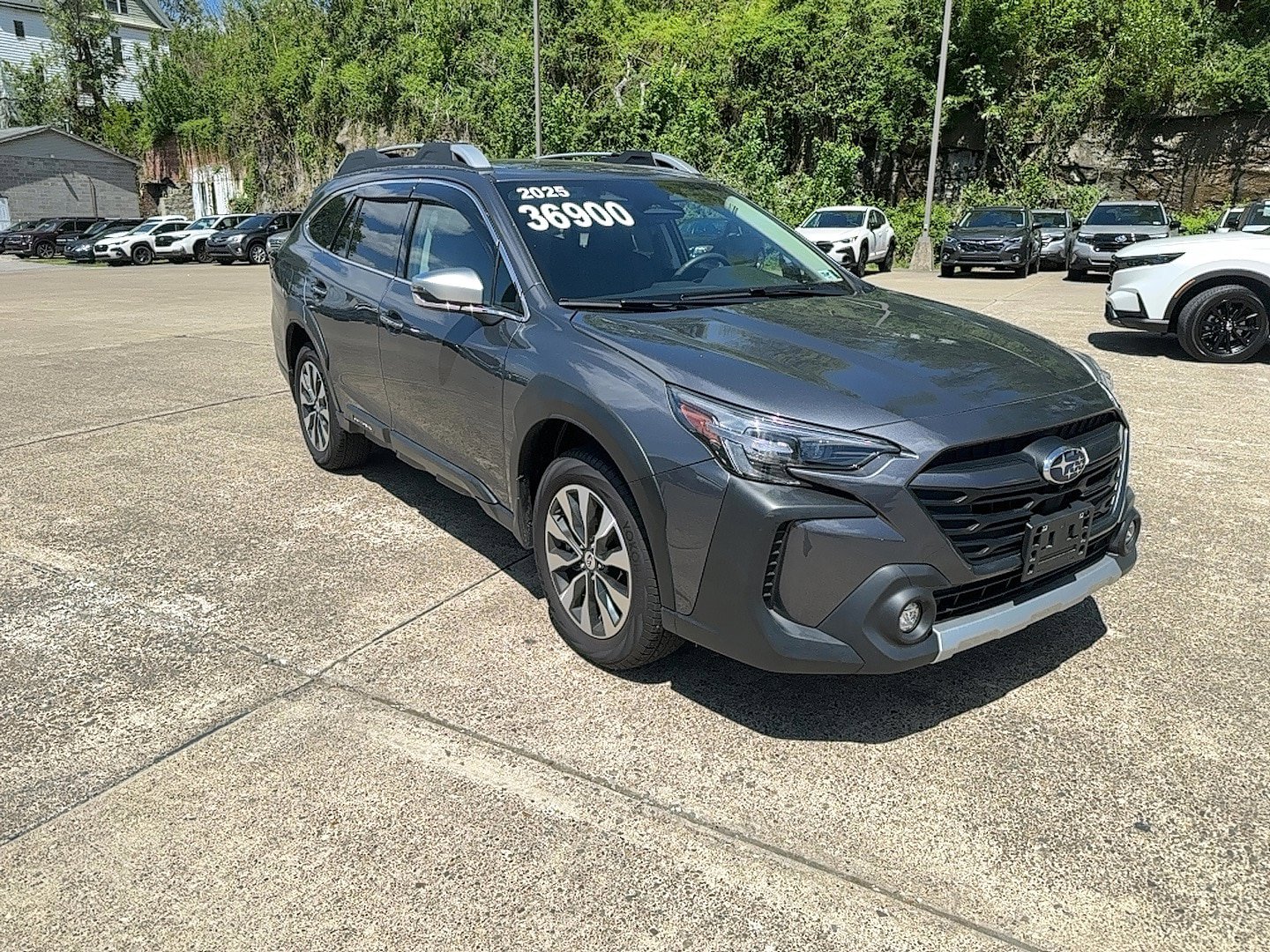 Certified 2025 Subaru Outback Touring w/ Popular Package #2 AWD/4WD image 2