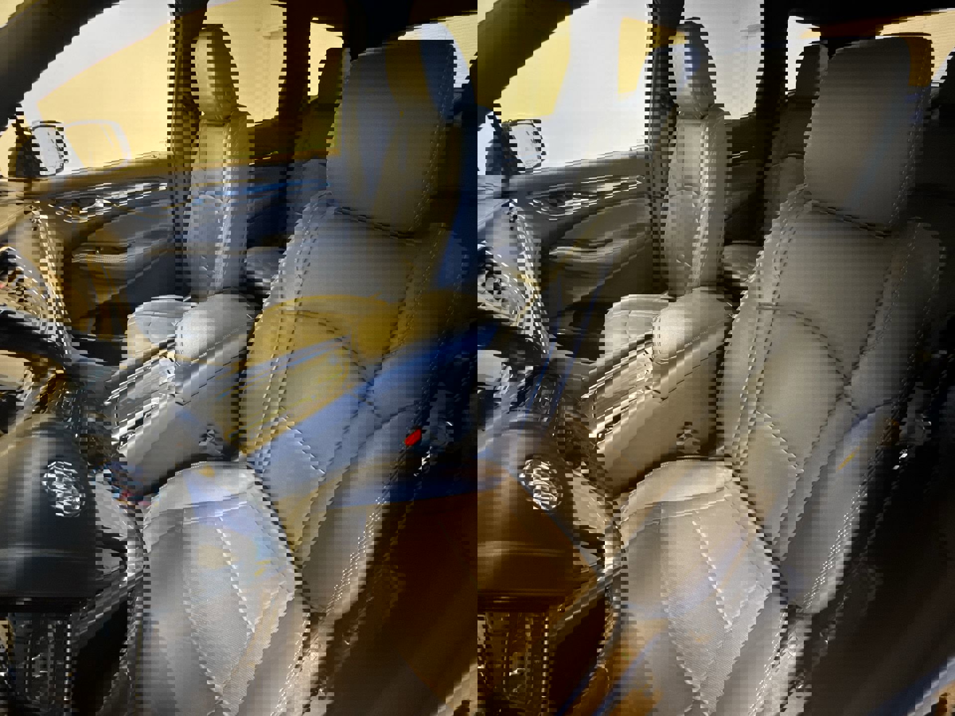 Used 2024 Buick Enclave Premium image 11