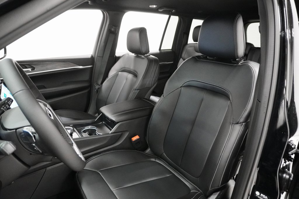 New 2026 Jeep Grand Cherokee Limited image 11