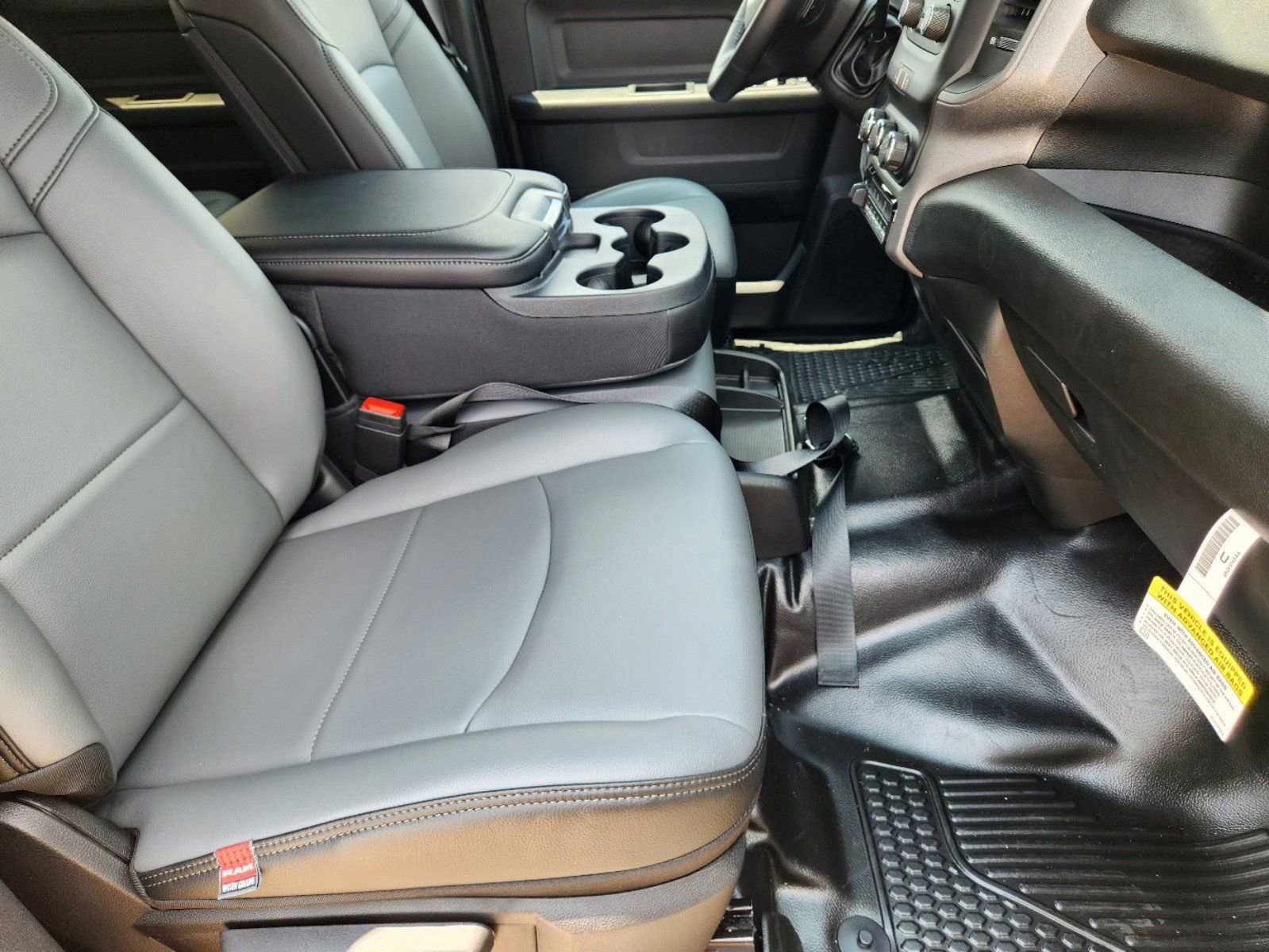 New 2024 RAM 5500 Tradesman w/ Safety Group image 10