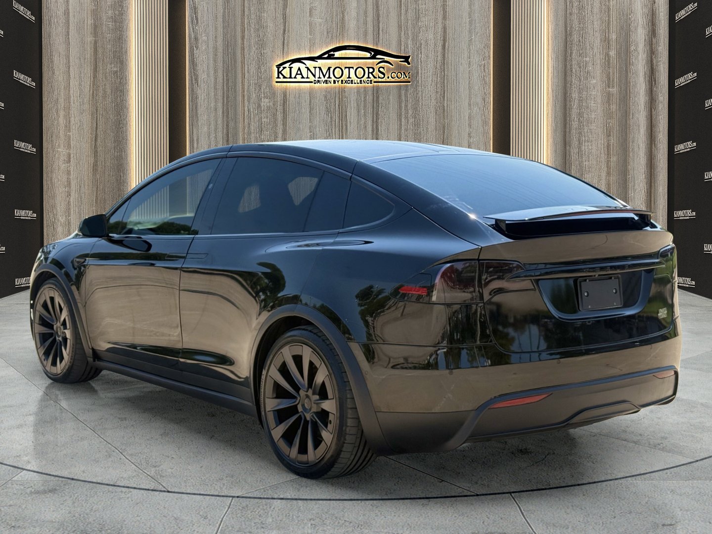 Used 2022 Tesla Model X Plaid AWD/4WD image 5