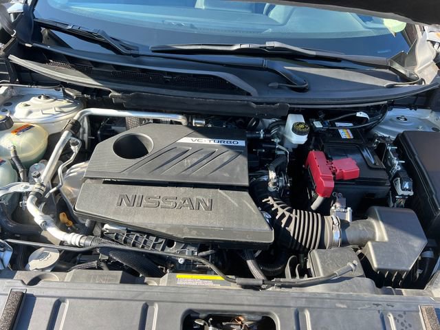 Used 2024 Nissan Rogue SV image 36
