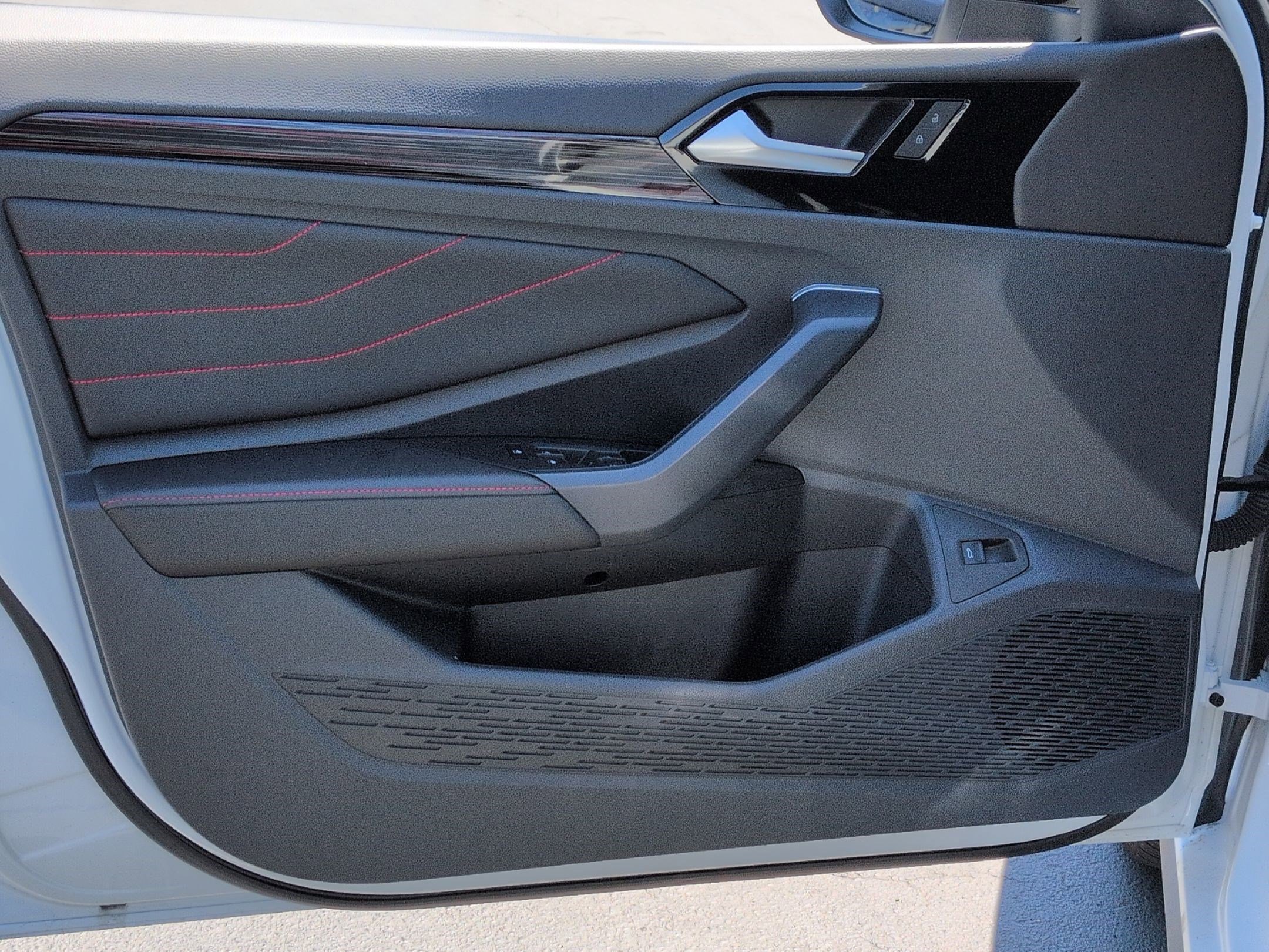 Used 2024 Volkswagen Jetta GLI Autobahn w/ GLI Black Package image 14