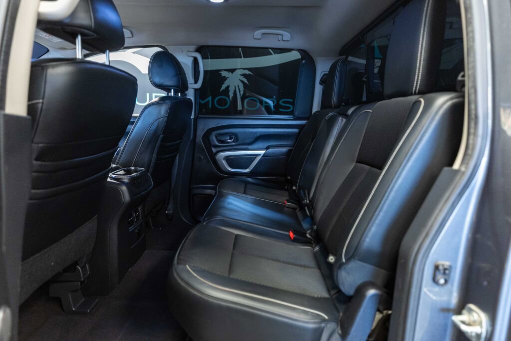 Used 2017 Nissan Titan PRO-4X image 12