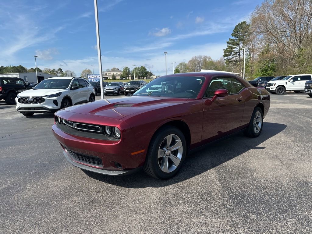 Used 2020 Dodge Challenger SXT image 7