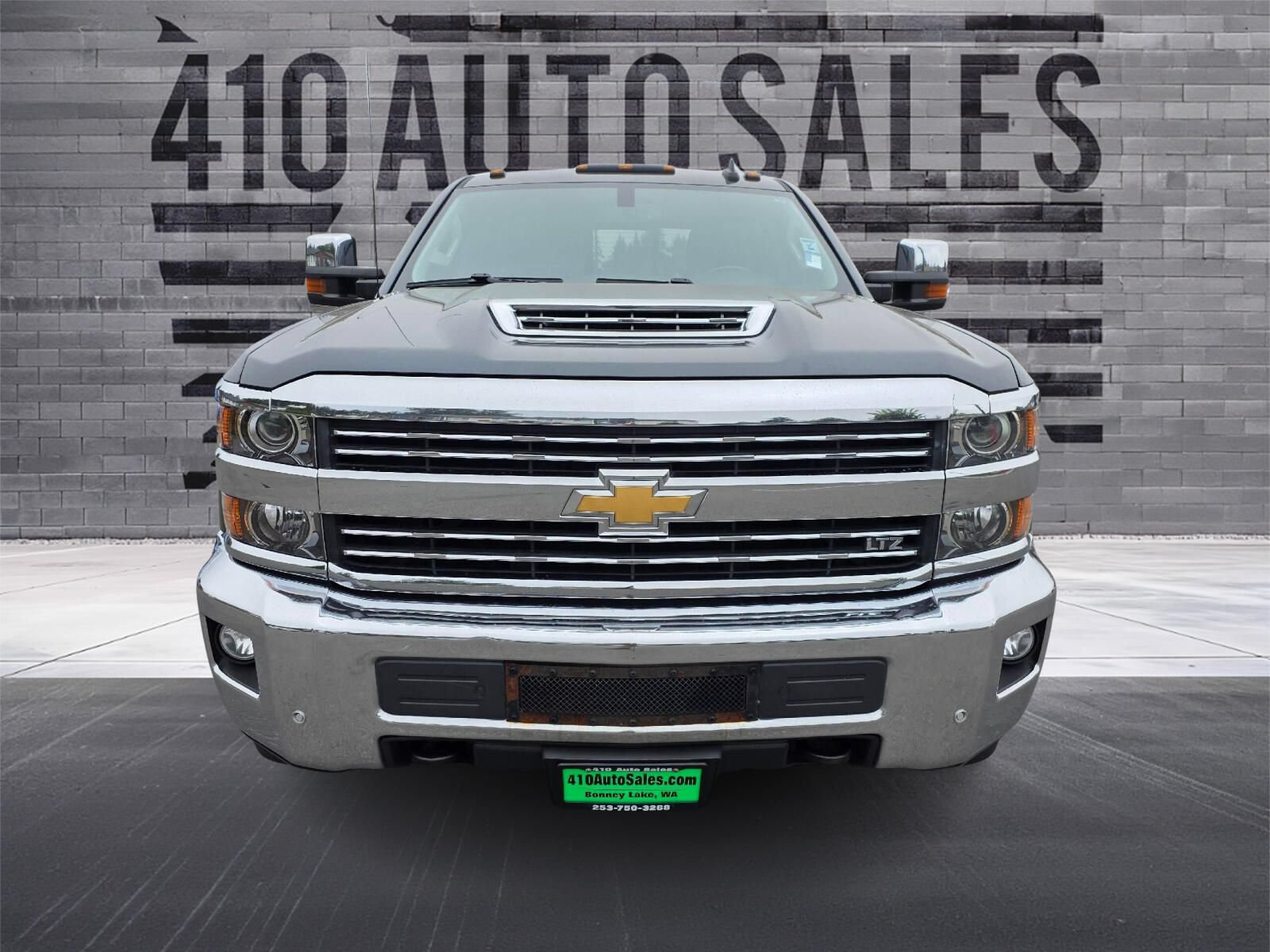 Used 2019 Chevrolet Silverado 3500 LTZ w/ Duramax Plus Package AWD/4WD image 5
