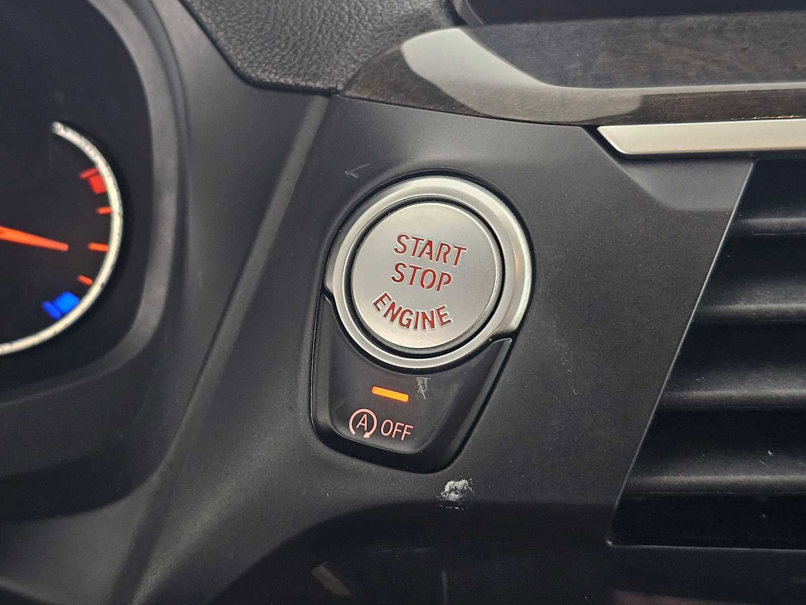 Used 2020 BMW X3 sDrive30i image 30