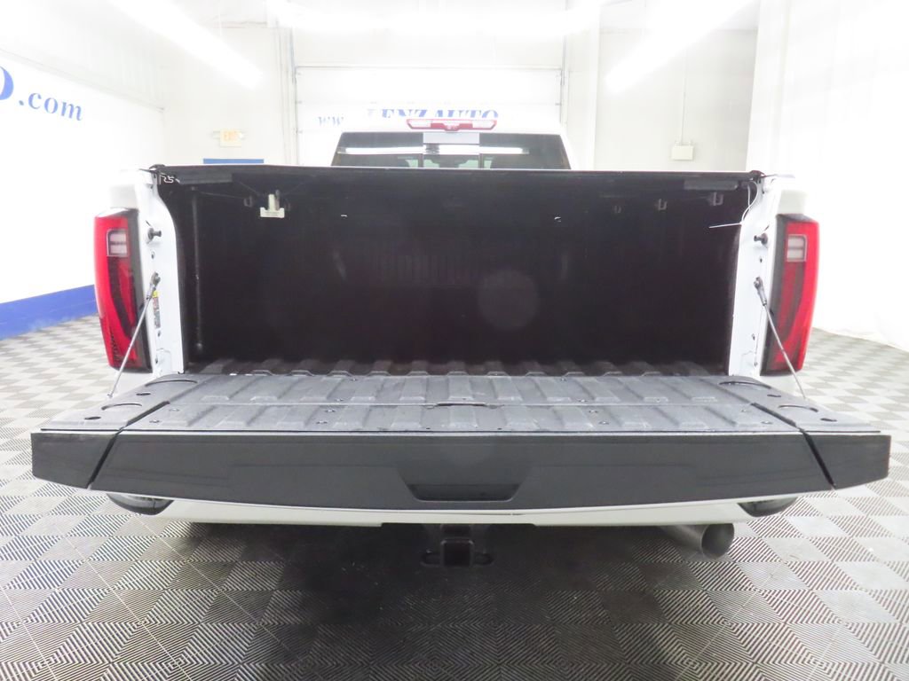 Used 2024 GMC Sierra 3500 Denali w/ Denali Reserve Package image 47