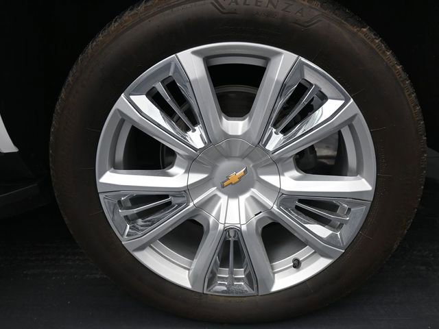 Used 2024 Chevrolet Tahoe High Country image 11