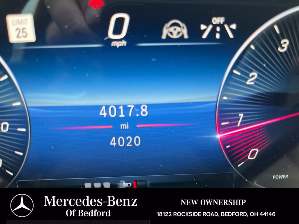 Used 2026 Mercedes-Benz GLB 250 4MATIC image 27