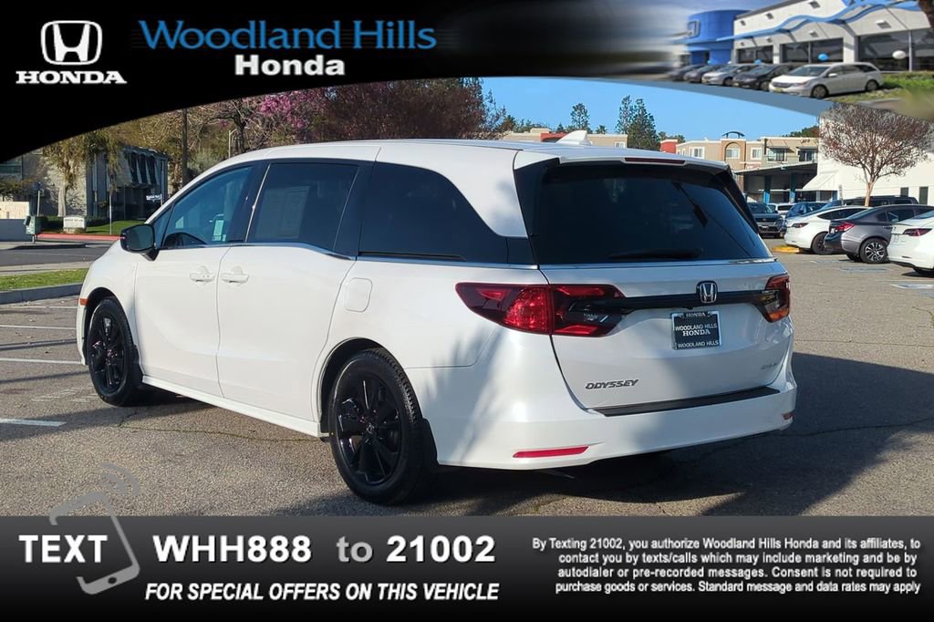 Used 2023 Honda Odyssey Sport image 7