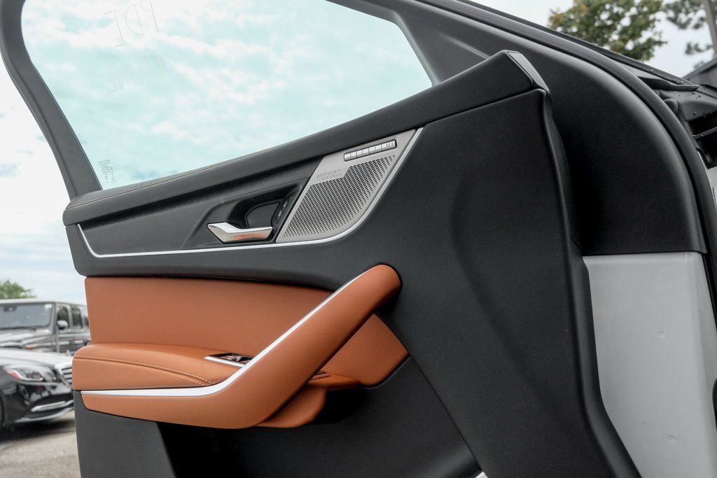 New 2026 Jaguar F-PACE R-Dynamic S image 11