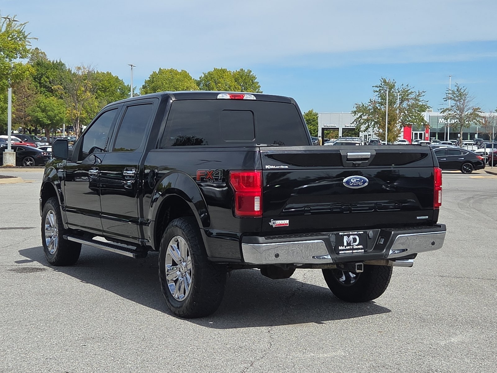 Used 2018 Ford F150 XLT w/ Equipment Group 302A Luxury AWD/4WD image 4