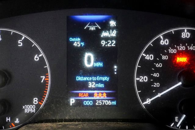 Used 2024 Toyota Corolla SE image 20