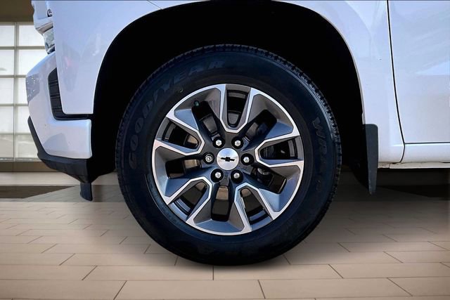 Used 2021 Chevrolet Silverado 1500 RST w/ LPO, Dark Essentials Package image 9