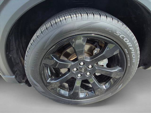 Certified 2023 Ford Explorer ST-Line w/ Class IV Trailer Tow Package RWD image 9