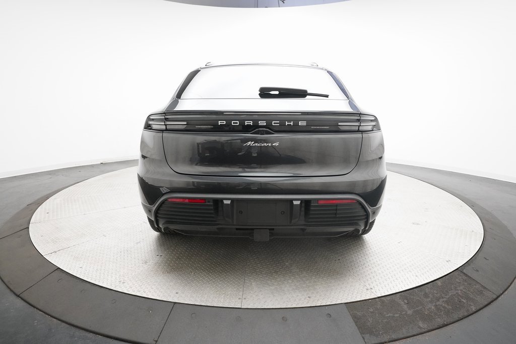 Used 2024 Porsche Macan 4 Electric image 12