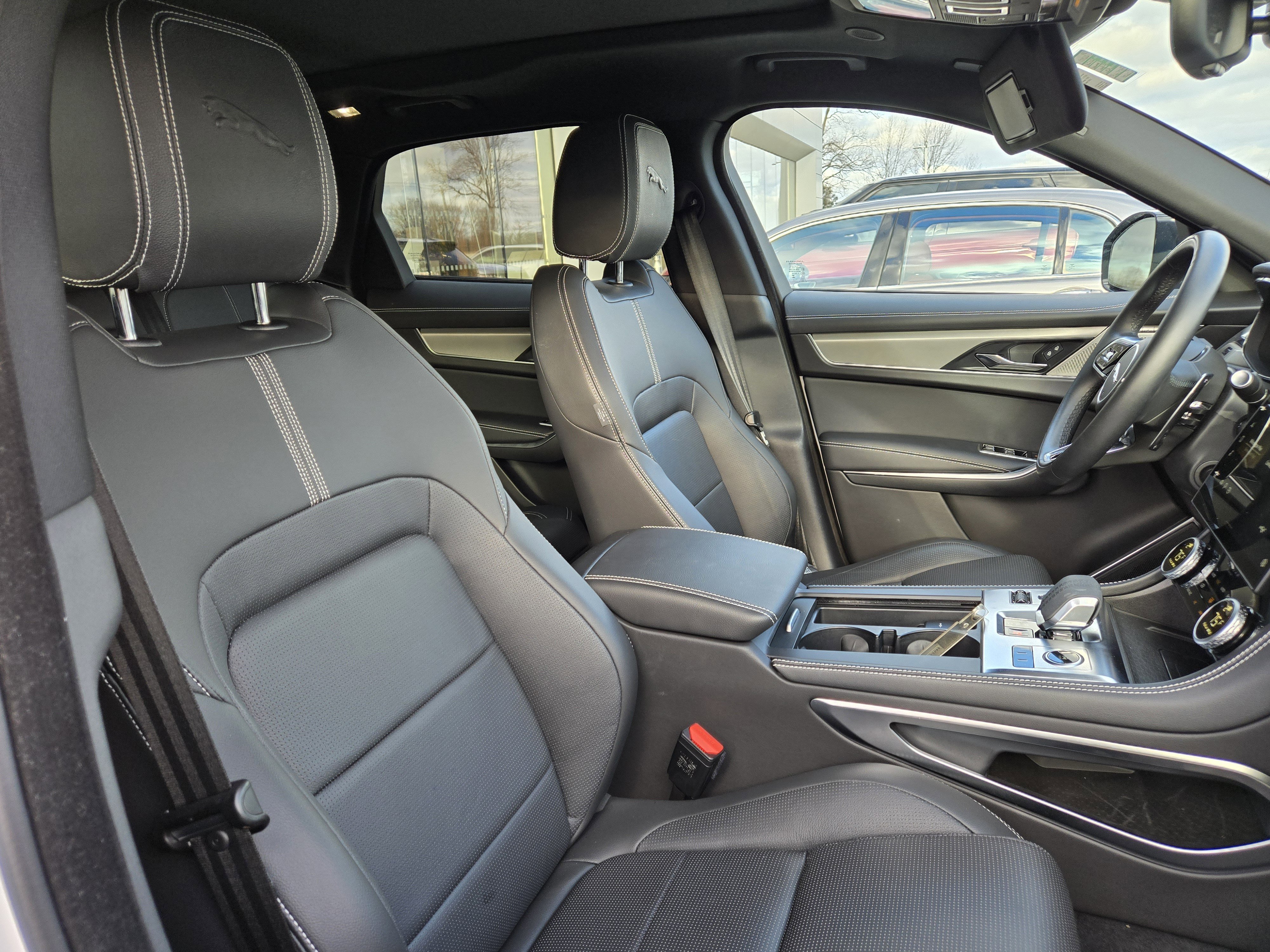 Certified 2026 Jaguar F-PACE R-Dynamic S image 16