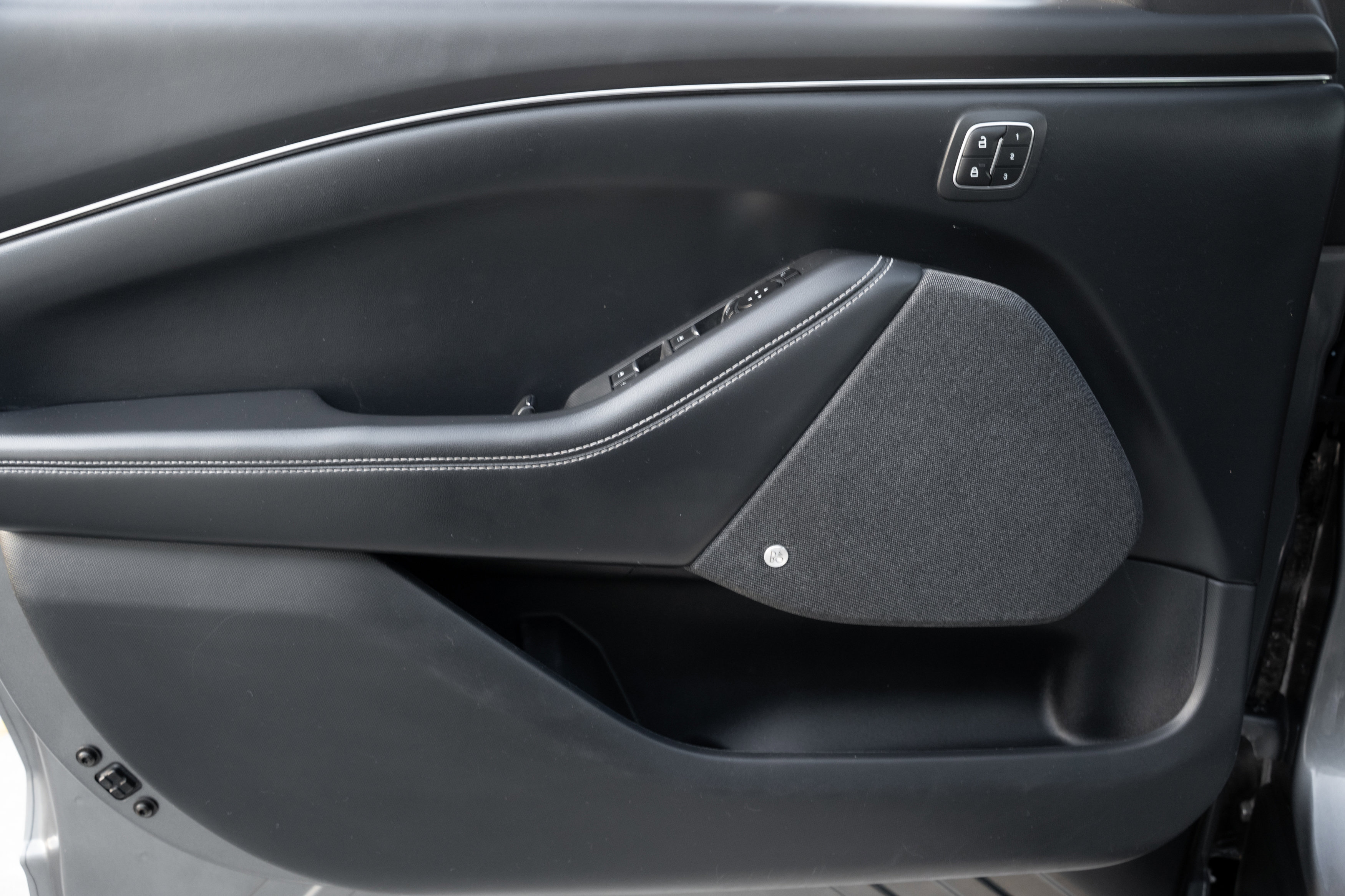 Used 2021 Ford Mustang Mach-E Premium image 17