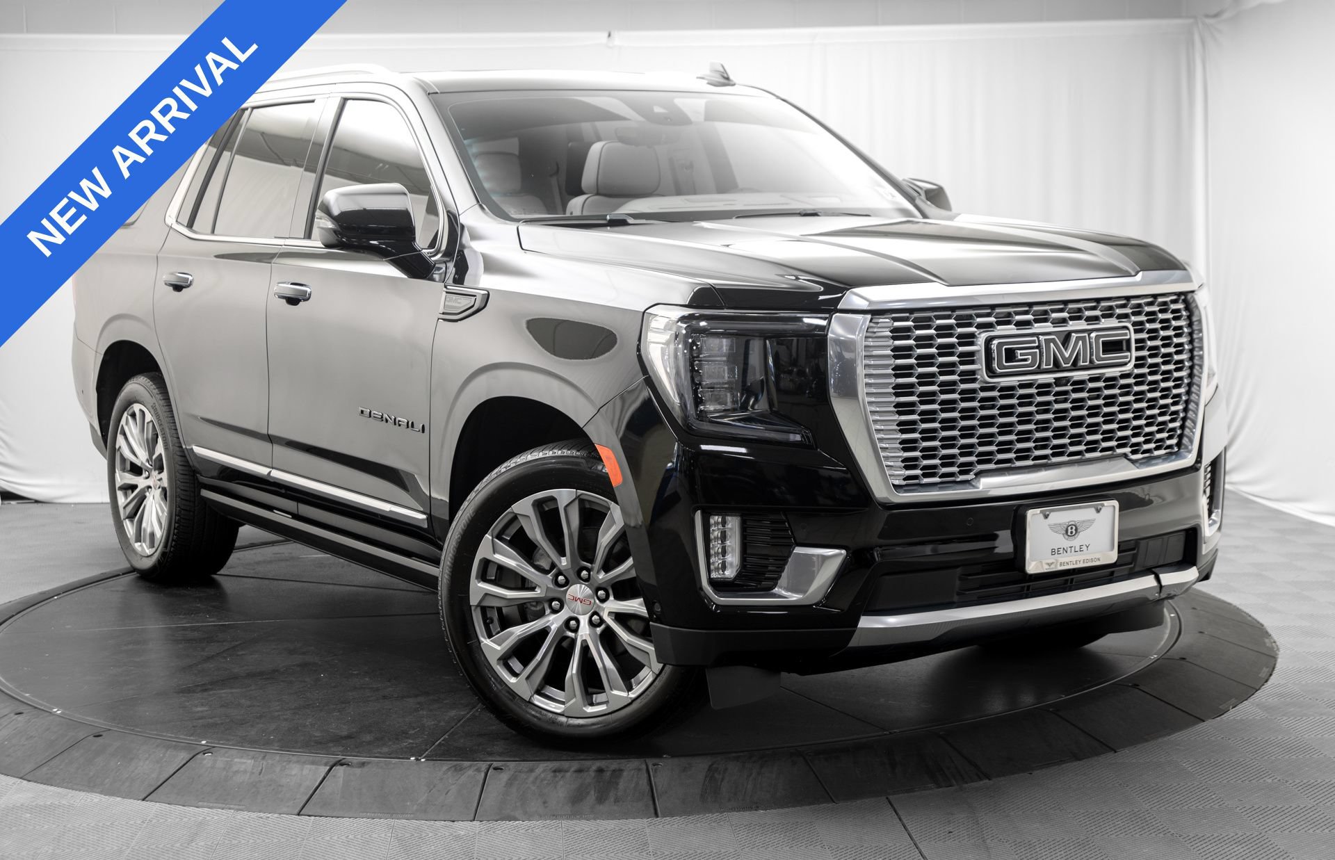 Used 2023 GMC Yukon Denali w/ Advanced Technology Package