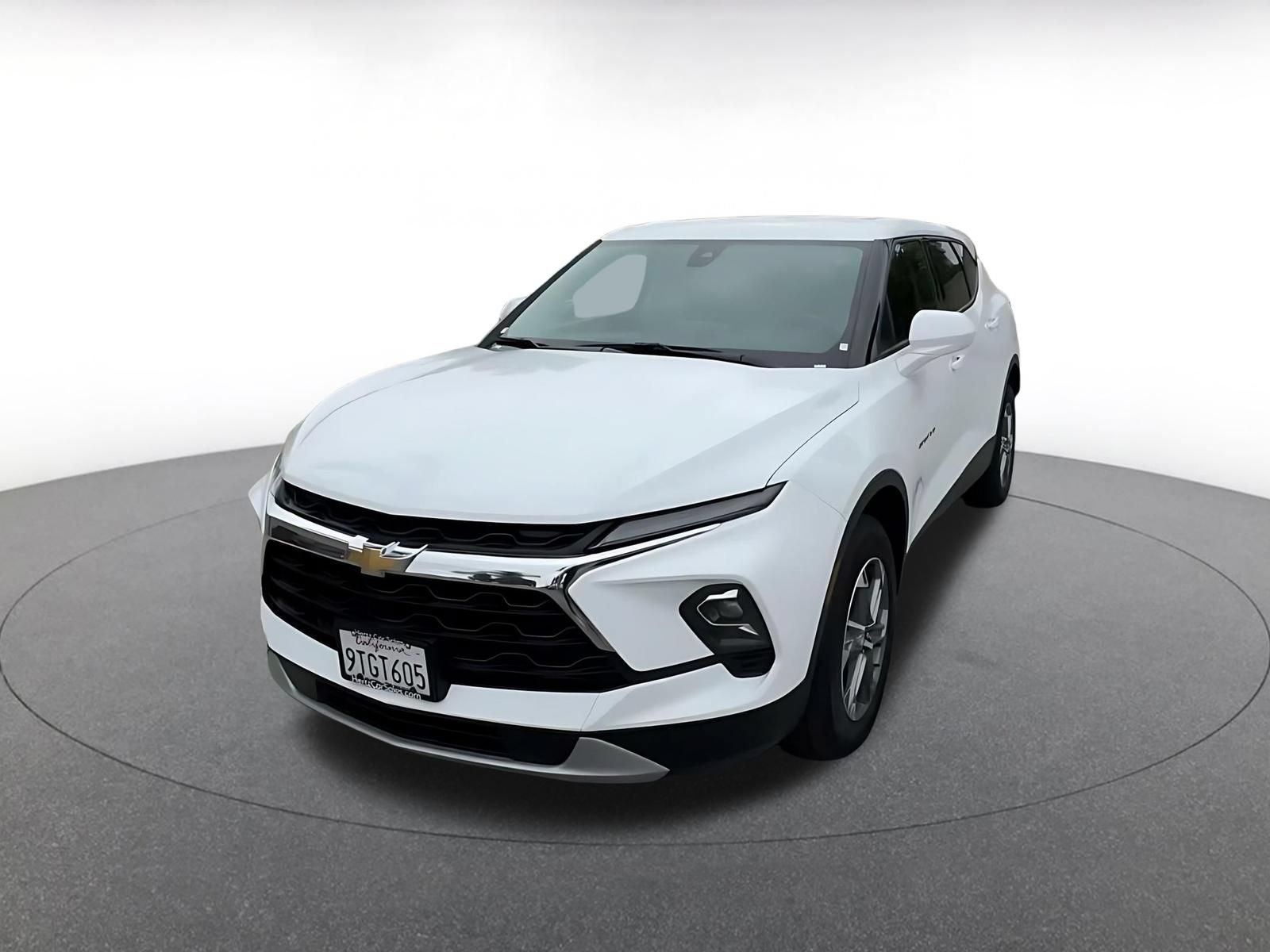 Used 2025 Chevrolet Blazer LT FWD image 7