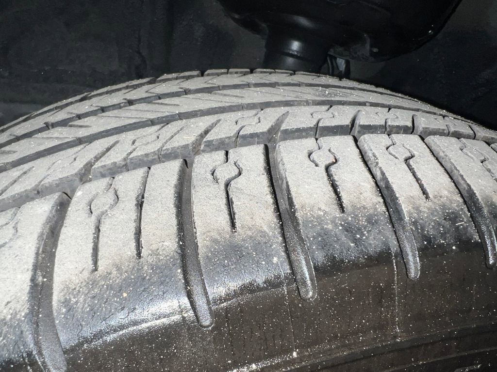 Used 2022 Lexus UX 250h w/ Premium Package image 31