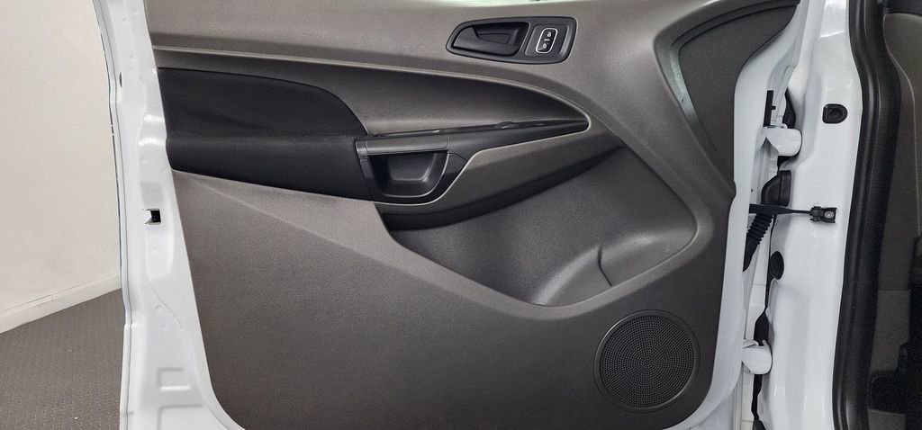 Used 2019 Ford Transit Connect XL image 8
