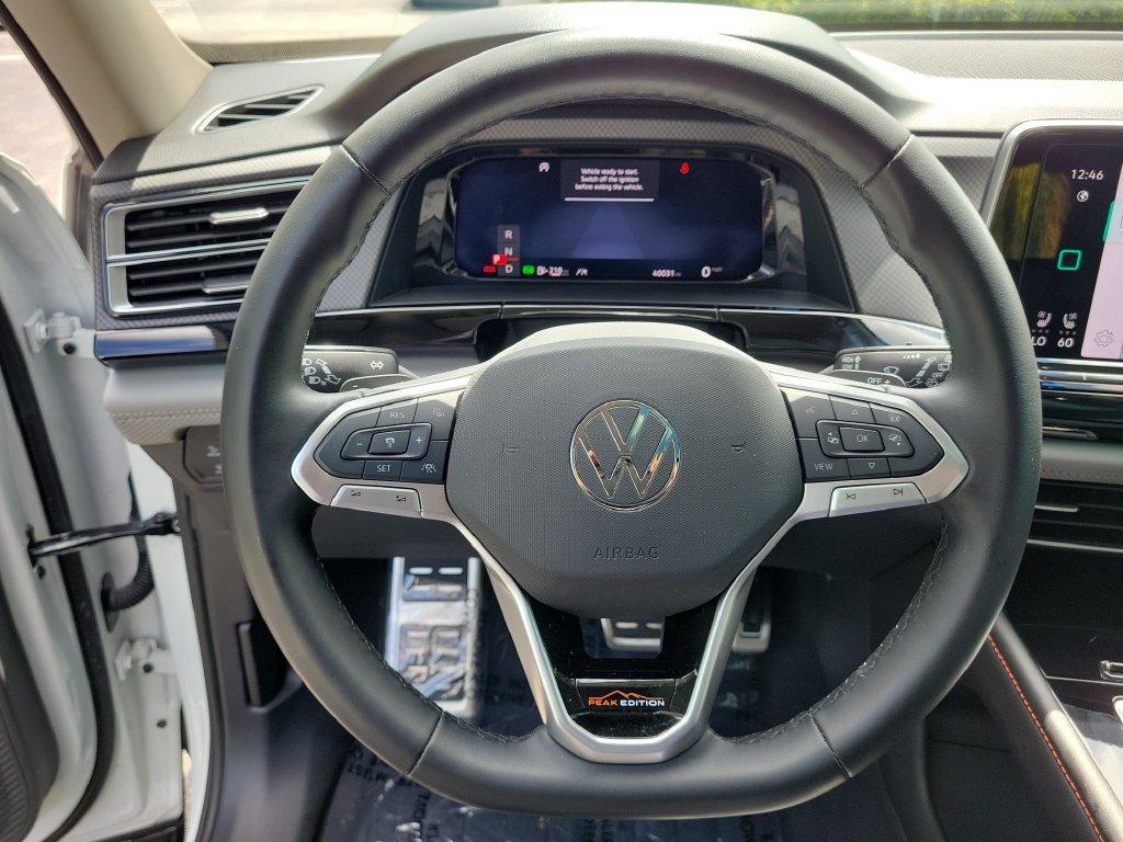 Certified 2024 Volkswagen Atlas Peak Edition SEL AWD/4WD image 28